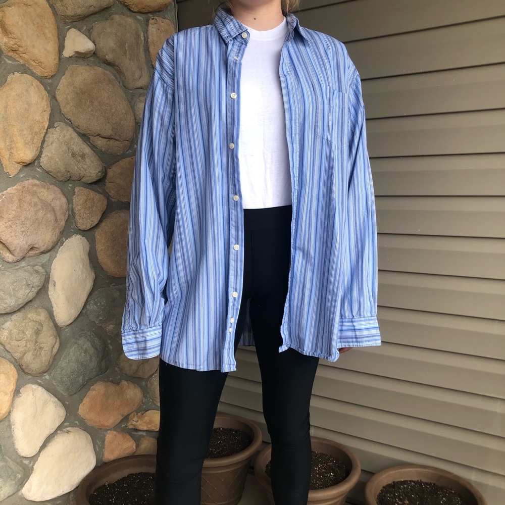 🌿Blue-Striped Faded Glory Button-Down